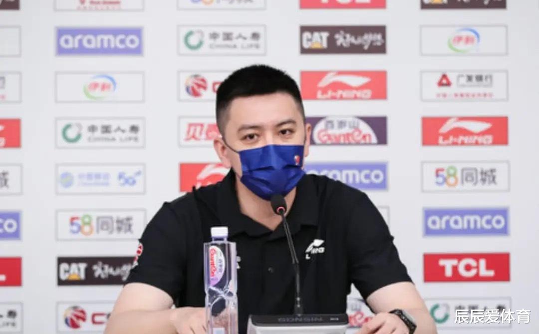 Anh Chun đã mời các môn đệ vô địch tham gia, Yang Mingtuo gần như bị lật lại, và Đội mạnh mẽ của Thâm Quyến Zhou Peng đã gây thất vọng (4)