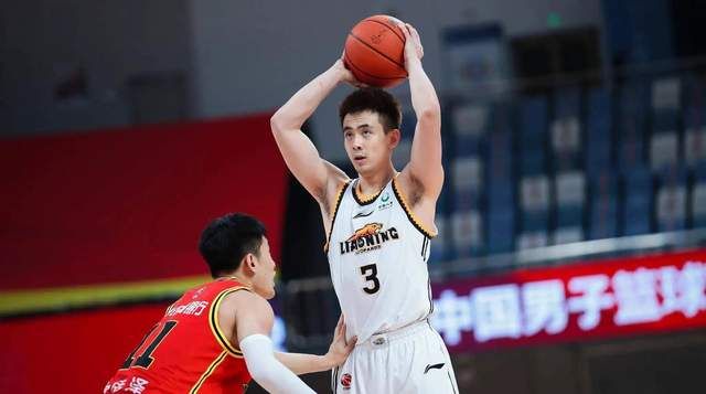 Du Feng đang gặp rắc rối, hai người bảo vệ liên lạc lớn đã tuyên bố rằng sơ bộ thế giới bóng rổ nam Trung Quốc đã gặp phải những thách thức (2)