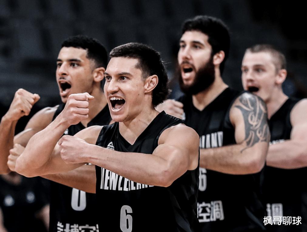 FIBA正式官宣！澳大利亚排名第一，伊朗反超中国男篮惹争议(4)