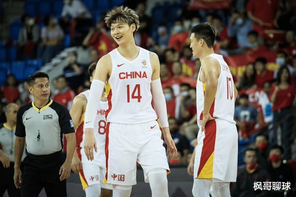 FIBA正式官宣！澳大利亚排名第一，伊朗反超中国男篮惹争议(5)