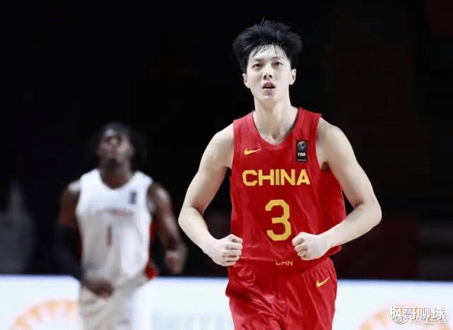 FIBA正式官宣！澳大利亚排名第一，伊朗反超中国男篮惹争议(7)