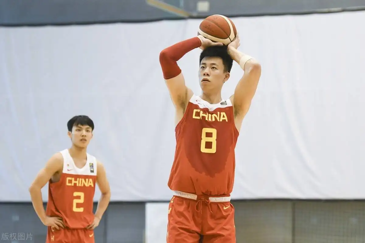 乔帅就职中国男篮，从球员大户变为合理进入国家队的粤辽，会有谁入围？(3)