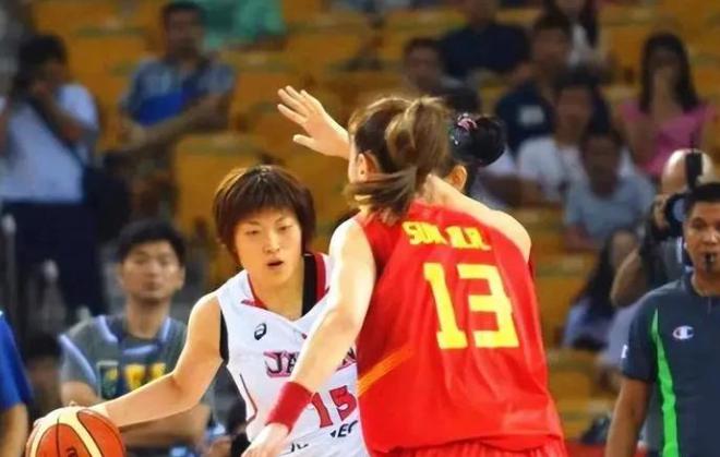 前女篮运动员王岑静，加入日本籍4次打败中国队，采访时她说：“我十分高兴”(4)