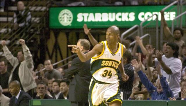 08年NBA总决赛不输科比，13年绝平马刺，雷阿伦为何不被当巨星？(15)