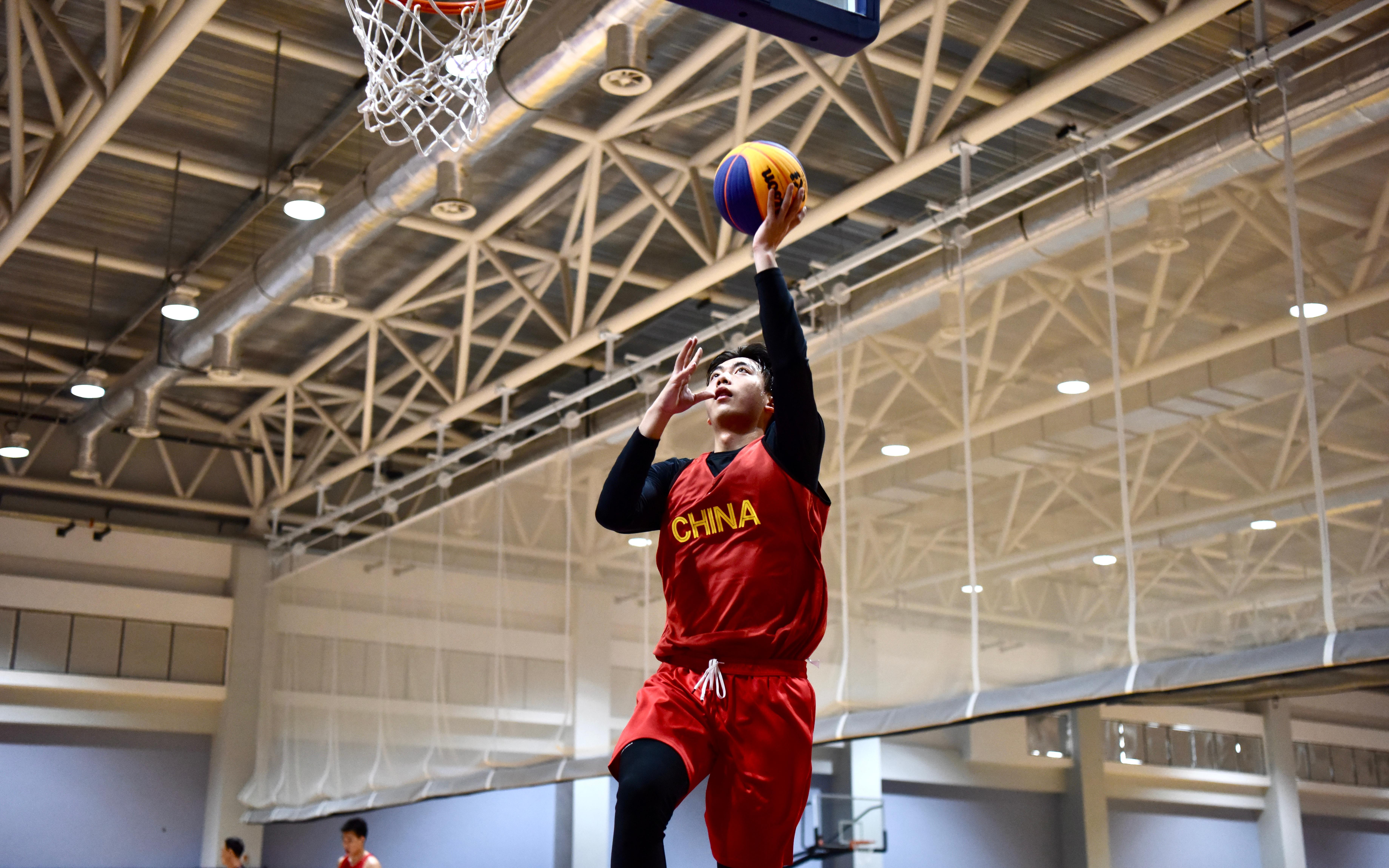三人篮球国家队训练营开练，小将于喜淼、石颜博虚心学习(1)