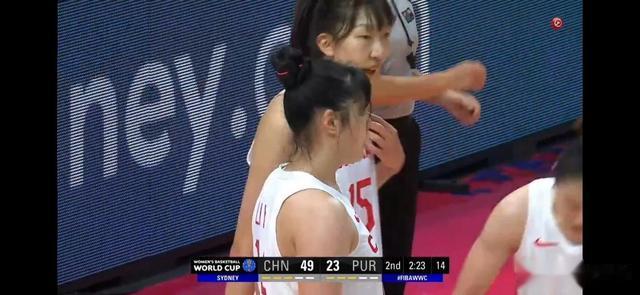 看中国女篮打世界杯真叫享受，可以在与橡胶人的较量中轻松取胜(3)
