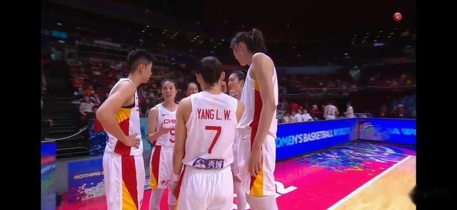 看中国女篮打世界杯真叫享受，可以在与橡胶人的较量中轻松取胜(5)