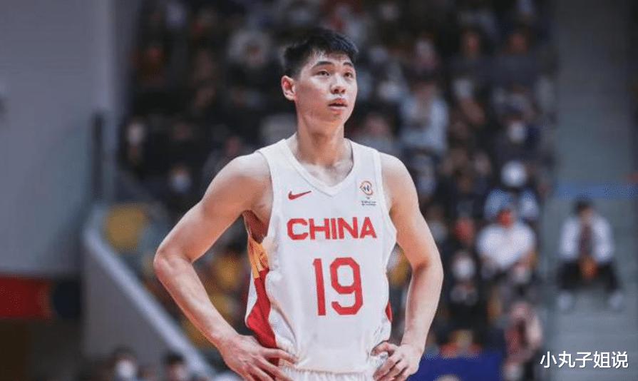 两连胜！中国男篮并未因换帅发生“质变”，背后两大隐患仍需解决(4)