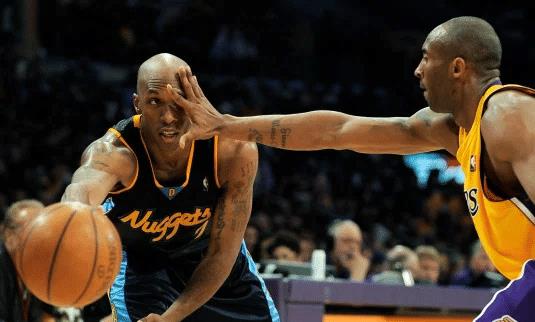 近年在NBA逐渐消失的五种篮球技巧(2)