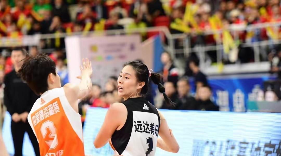 女篮好消息！王思雨加盟自由人，携手韩旭征战WNBA！(1)