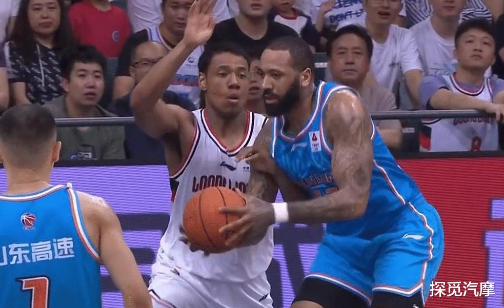 上海男篮球员最后一分钟的拼命防守，苏州的低级失误输球，怎么就成了假球？(3)