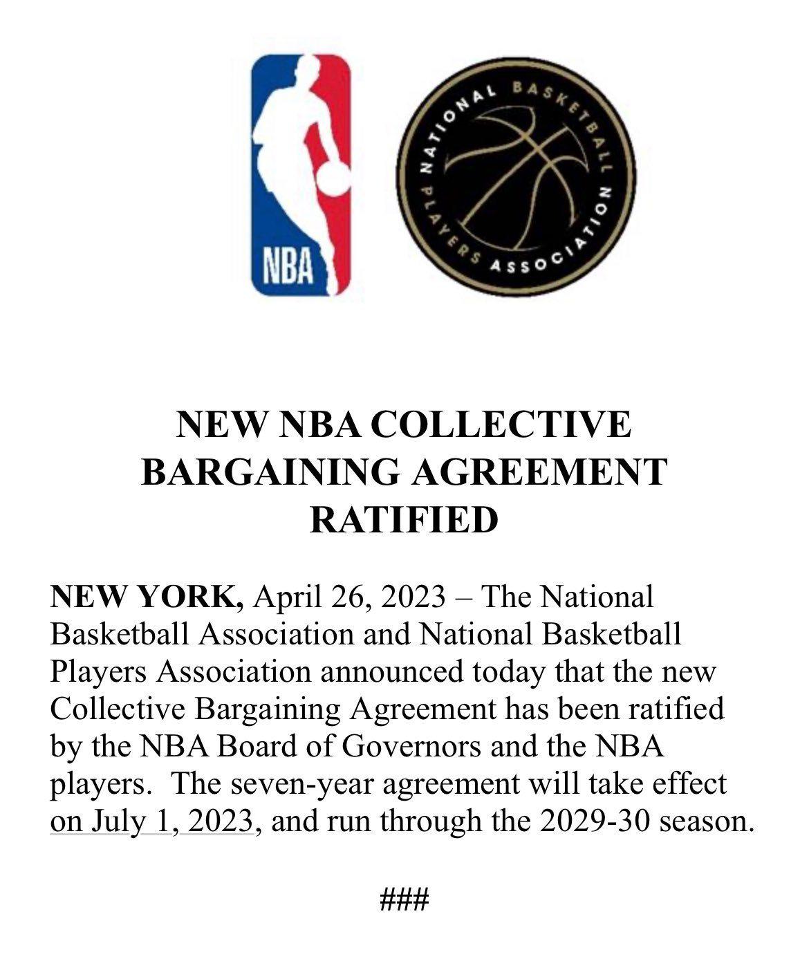 新劳资协议正式经过NBA理事会和球员投票通过，今年7月1日开始生效。#NBA# (1)