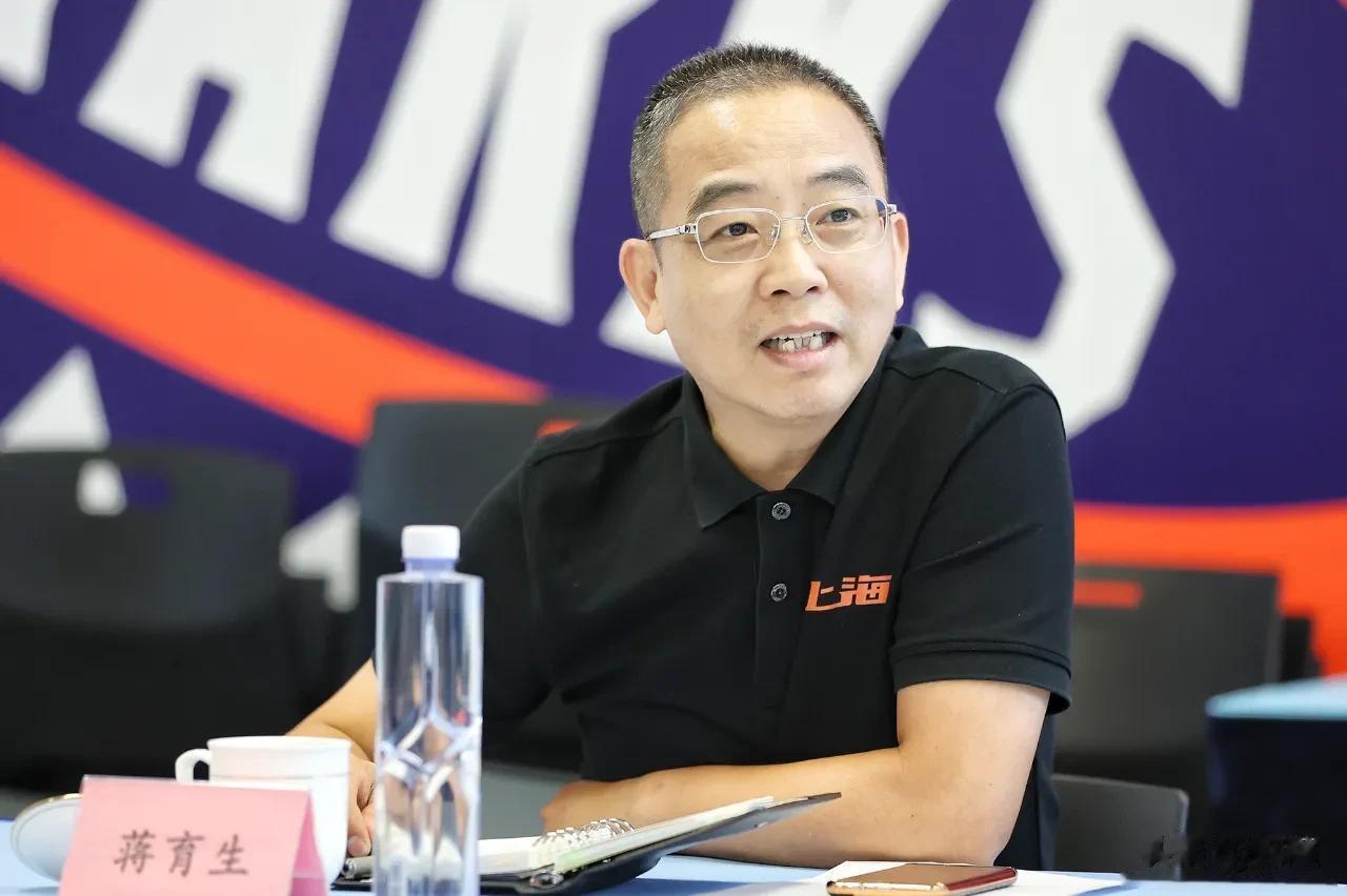  因为消极比赛被取消本赛季CBA联赛参赛资格的上海男篮28日发布公告称，经久事集(1)