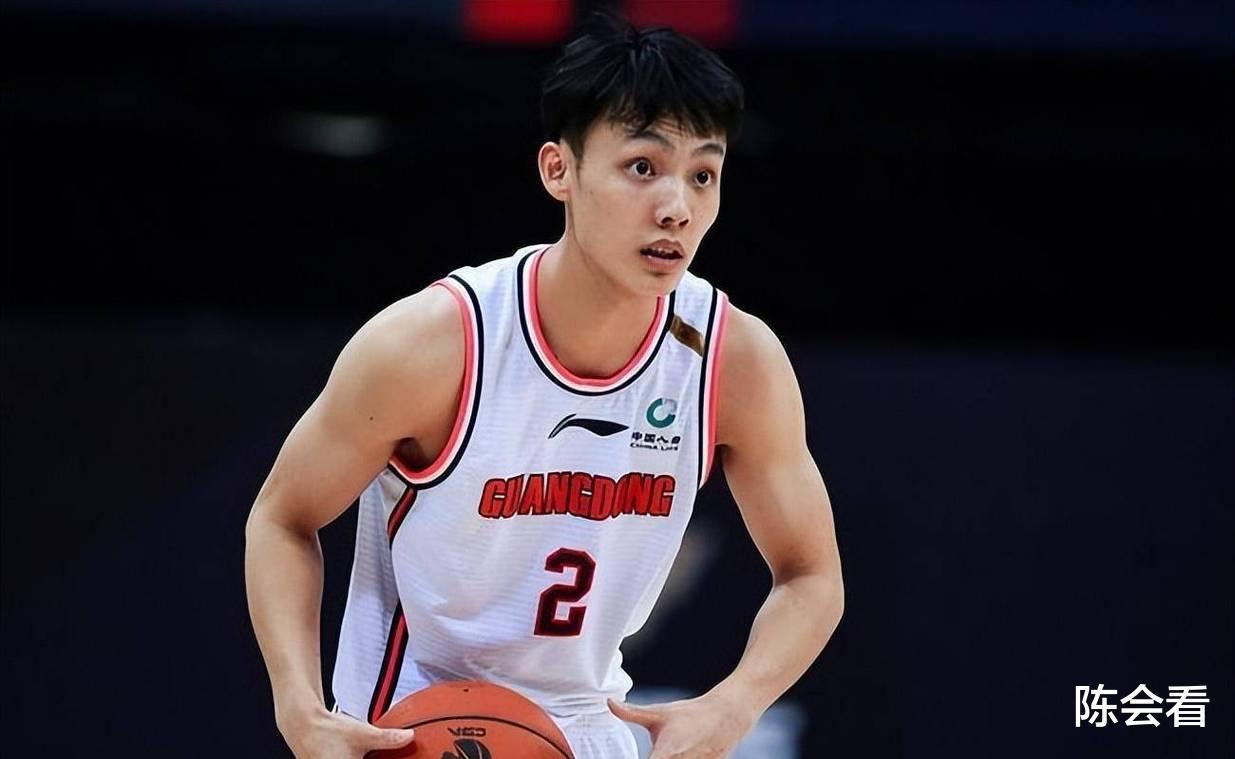 祝贺23岁徐杰正式赴任，两项职务被揭晓，广东男篮队长人选有变化(2)