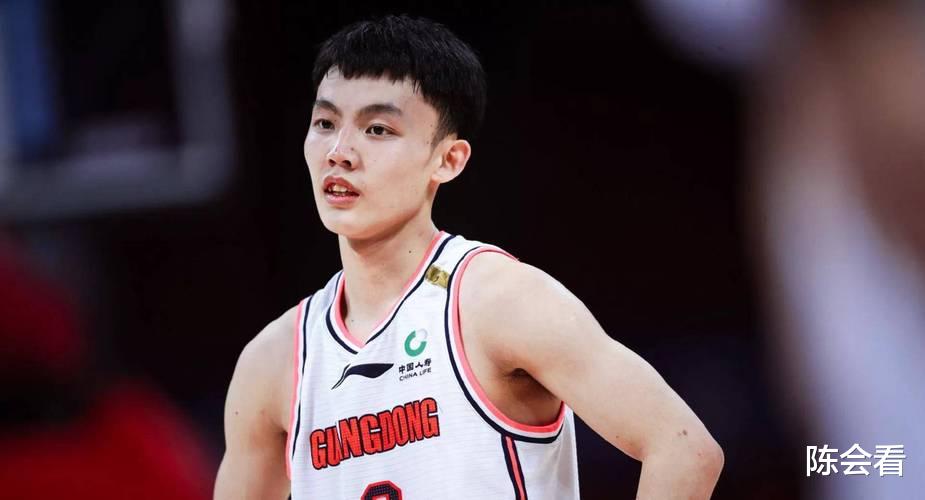 祝贺23岁徐杰正式赴任，两项职务被揭晓，广东男篮队长人选有变化(3)