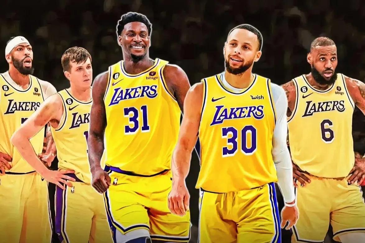 如果NBA分区决赛的四支球队是以下这样的阵容，你觉得哪支球队能够夺得总冠军？

(1)