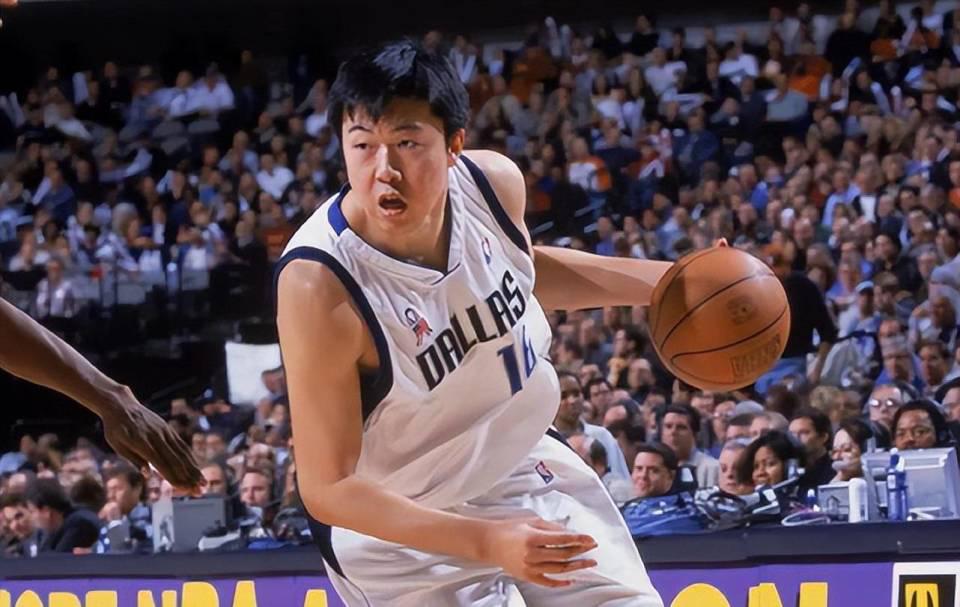 中国球员NBA单场最高分：周琦6分，易建联31分，姚明纪录天花板(4)