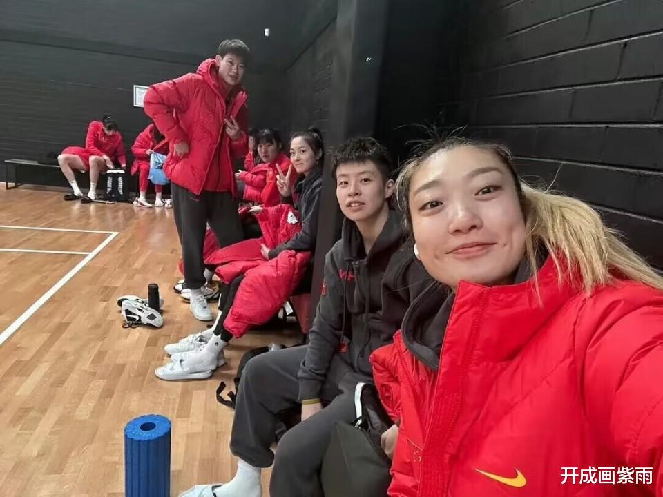 李梦豪言壮志，说准备好赢球！结果，中国女篮以15分惨败给澳洲！(1)