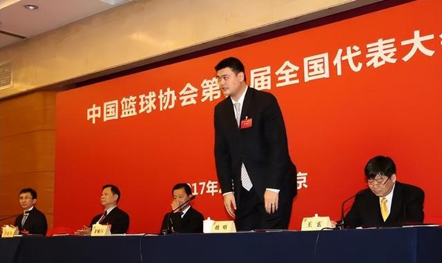 43岁的姚明，还能扛起“中国篮球”多久？(26)