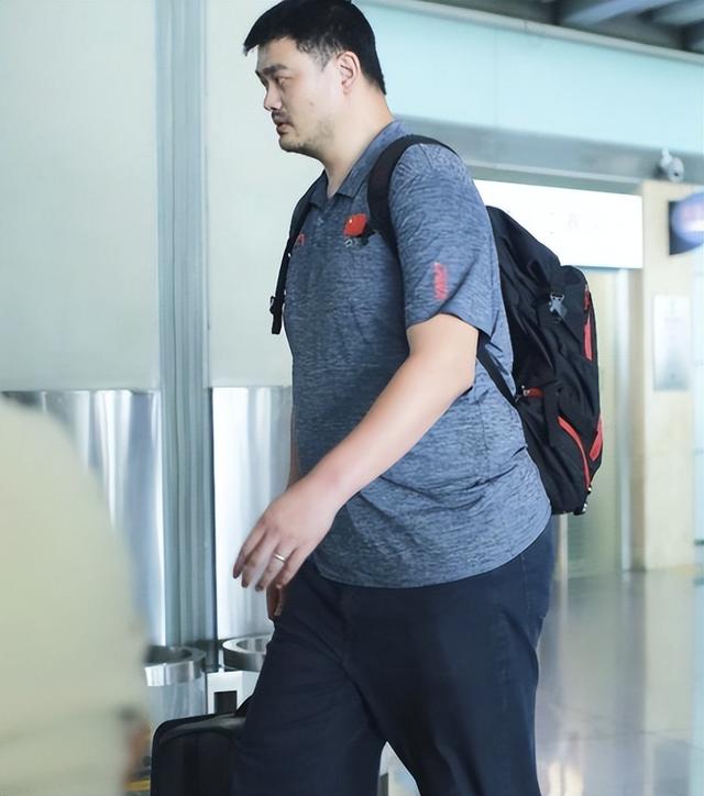 43岁的姚明，还能扛起“中国篮球”多久？(32)
