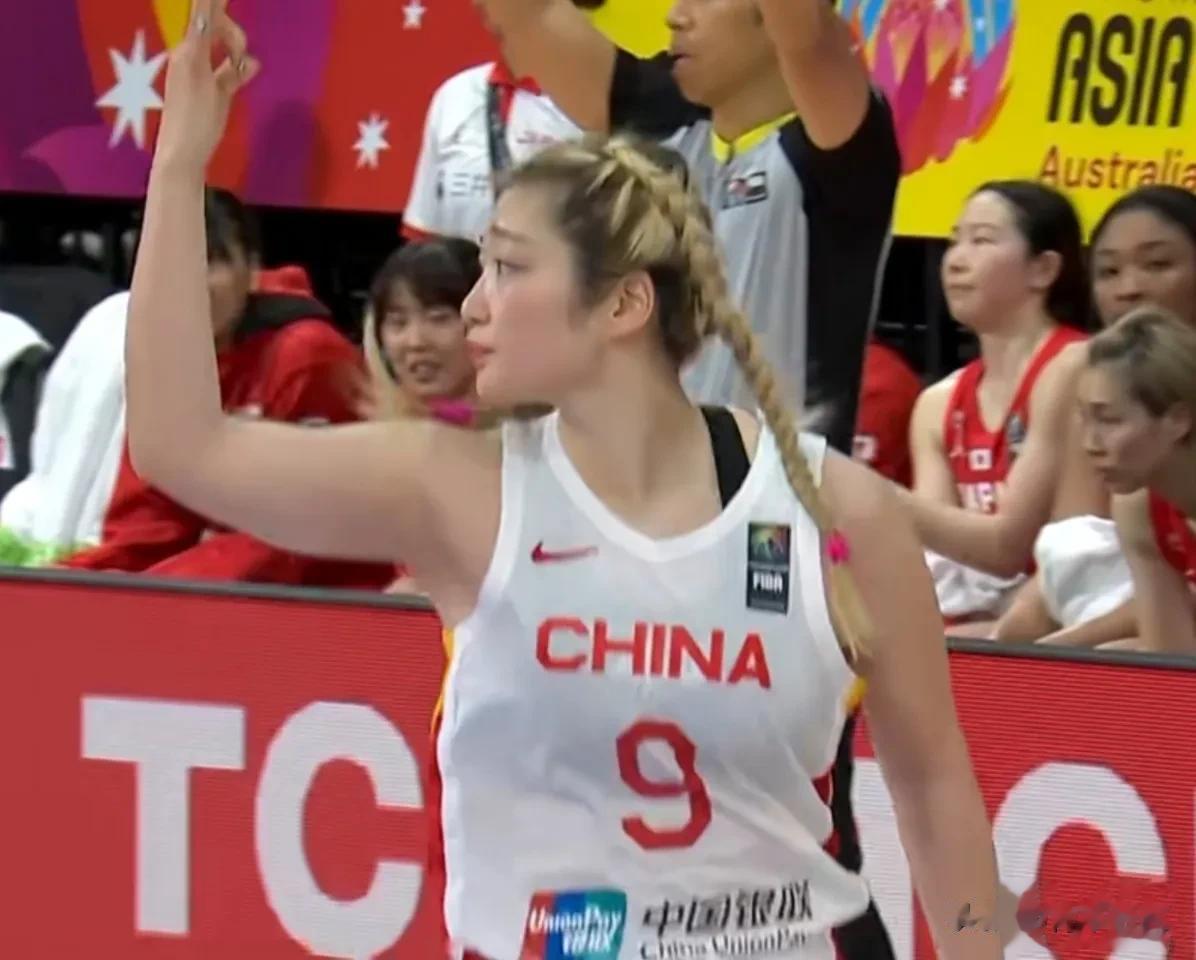 亚洲杯女篮决赛，中国女篮逆转日本女篮，重返亚洲之巅，终结了对手的五连冠，本场比赛(2)
