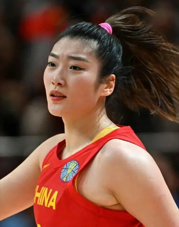 恭喜中国女篮！！打得硬气啊！半支国家队硬抗日本女篮，拿下亚洲冠军！！为建党献礼！(1)