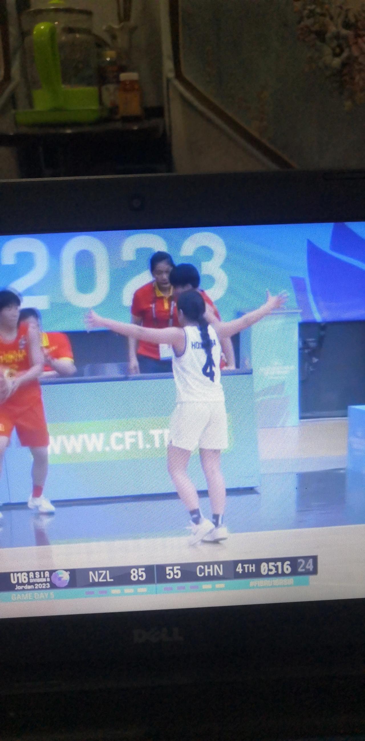 u16中国女篮22分惨败新西兰，小组两败一胜被淘汰回家，无缘四强，最后一节主教练(3)