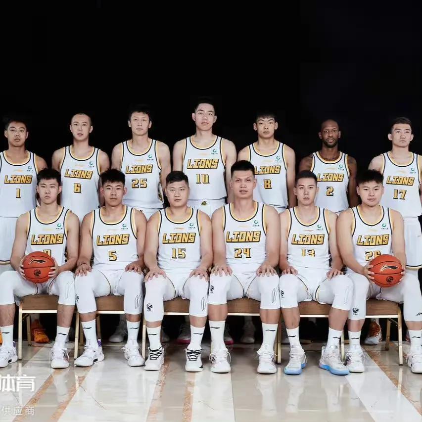 昨晚，2023温州龙湾CBA俱乐部邀请赛中，广厦男篮93-90战胜浙江男篮。比赛(1)