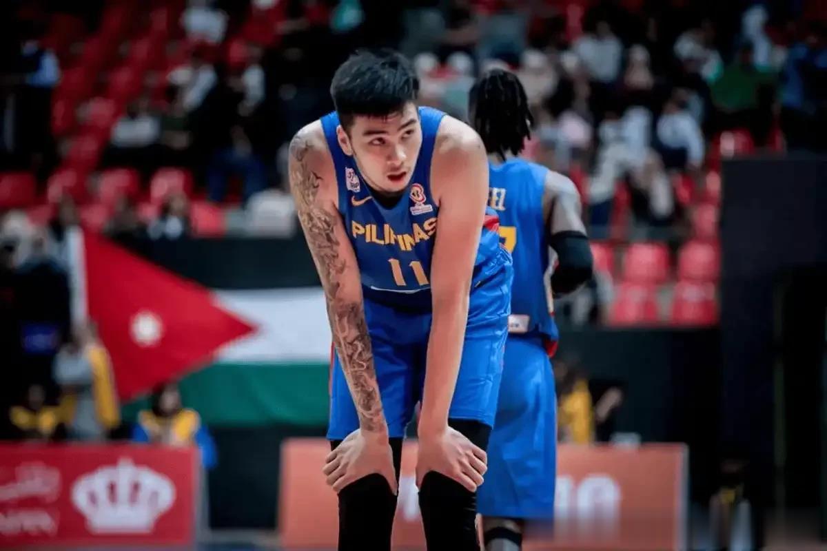 菲律宾男篮主教练炮轰“逃兵”索托：克拉克森是NBA球员，但索托不是，装病和缺乏出(1)