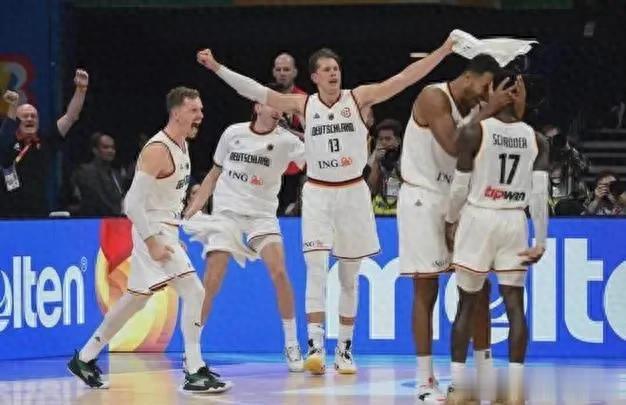 杜兰特愤怒，FIBA毒奶调侃，奥尼尔再遭谴责(27)