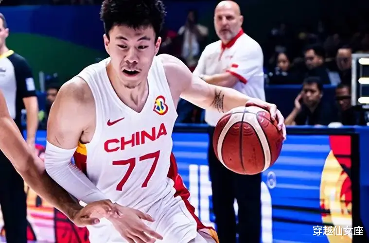 中国男篮95-50中国香港 球员评分：3人完美、7人达标、2人有瑕疵(2)