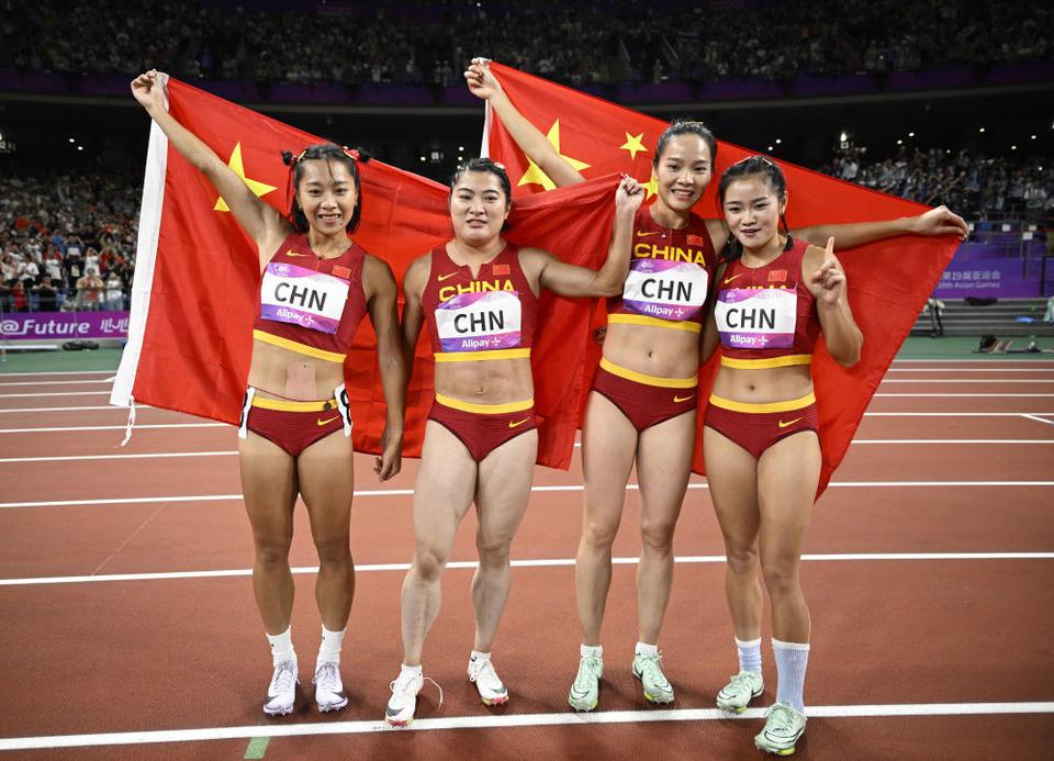 亚运午爆｜中国女足无缘亚运决赛，中国男篮今晚迎战菲律宾(3)