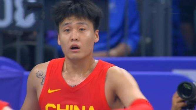 遭遇20分大逆转，中国男篮痛失好局，竞争铜牌战，姚明面无表情(5)