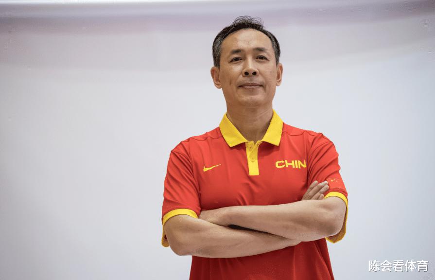 CBA教练不能执教国家队，中国男篮主教练只能在这3人之中产生(3)