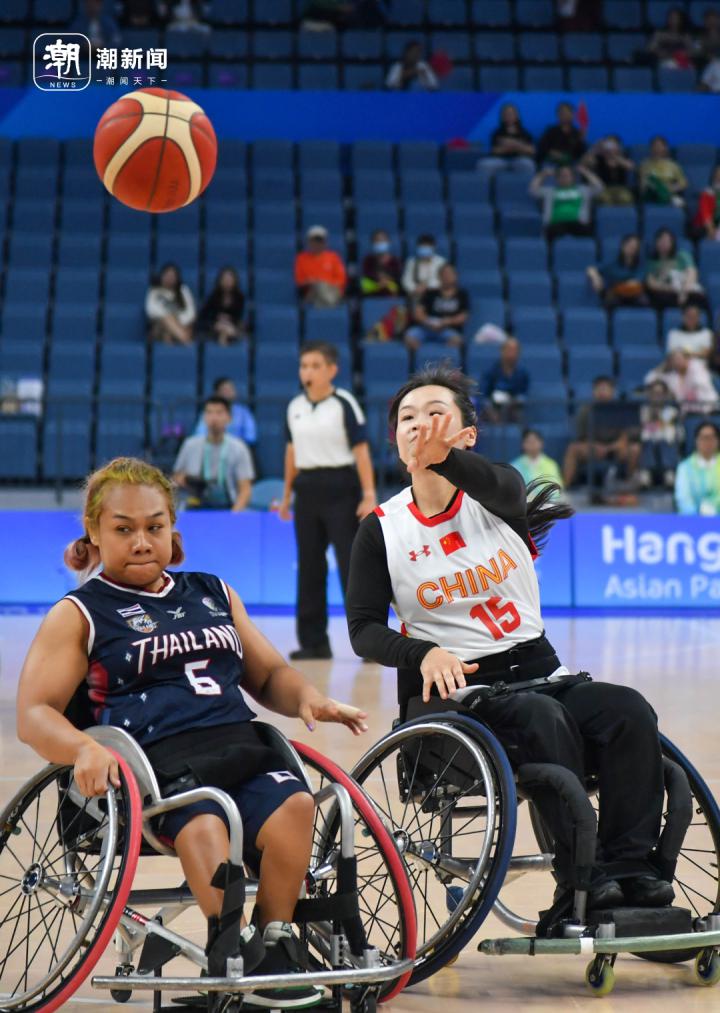 首战开门红！中国轮椅女篮72：23胜泰国(3)
