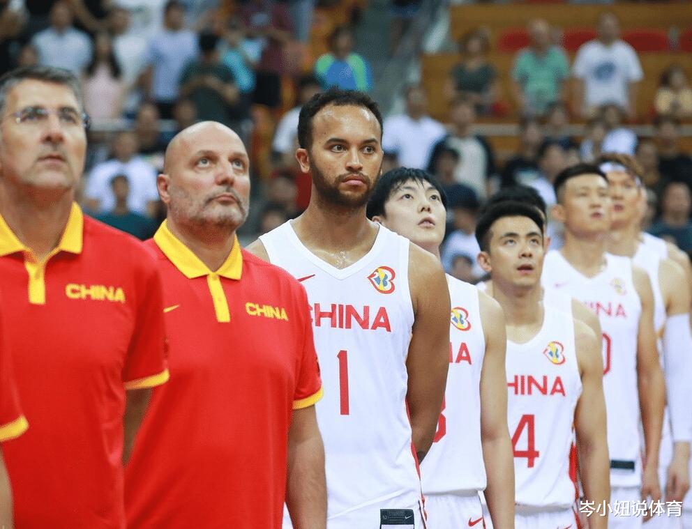中国男篮为何能够归化李凯尔？下一个归化的球员会是谁？(2)