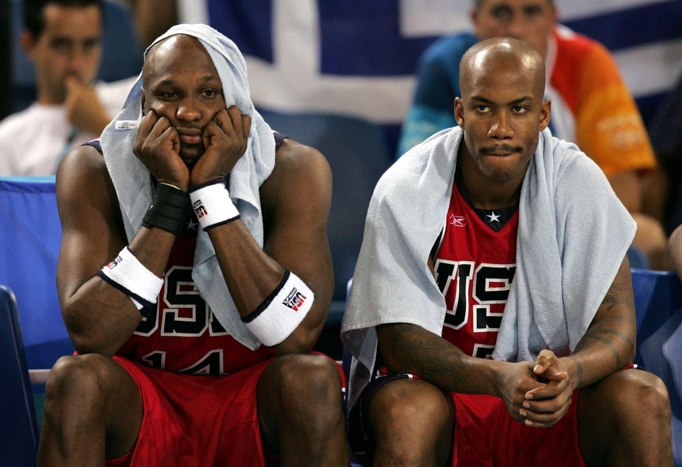 2004年奥运会美国男篮阵容强大，5胜3负止步半决赛，科比缺席(4)