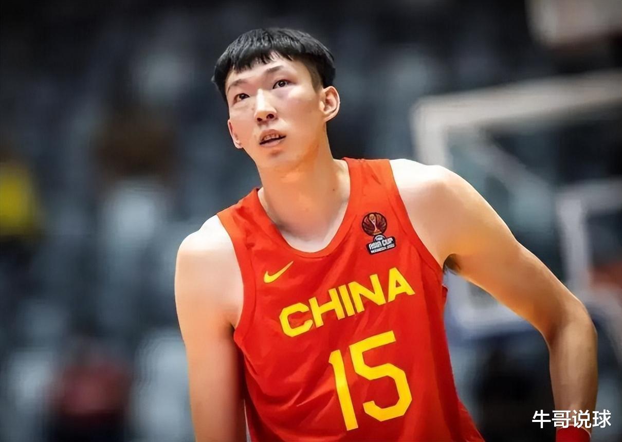 刘玉栋：目前中国男篮，最有可能接班易建联的仅3人，王俊杰够格(4)