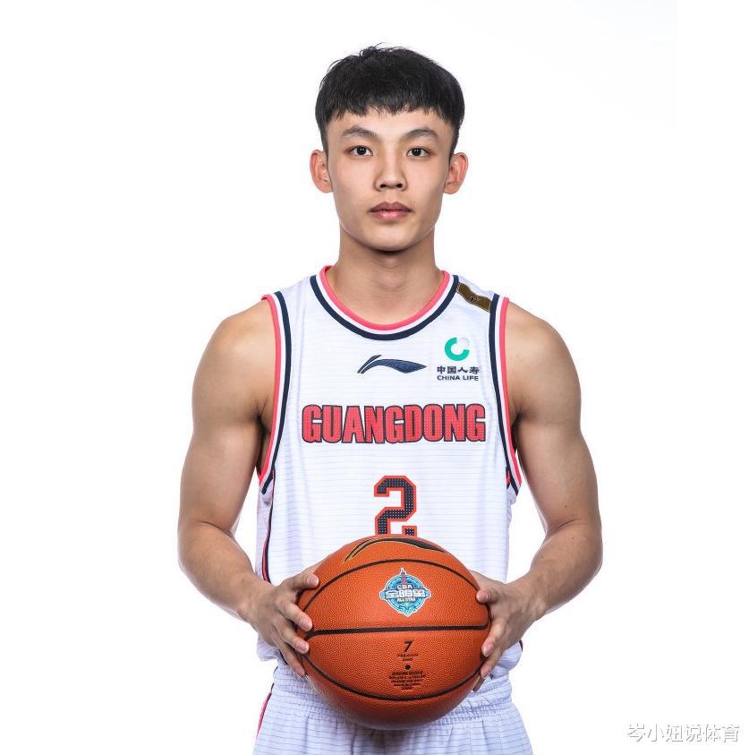徐杰的天赋如何？曾被视为中国男篮新时代的超级后卫(2)