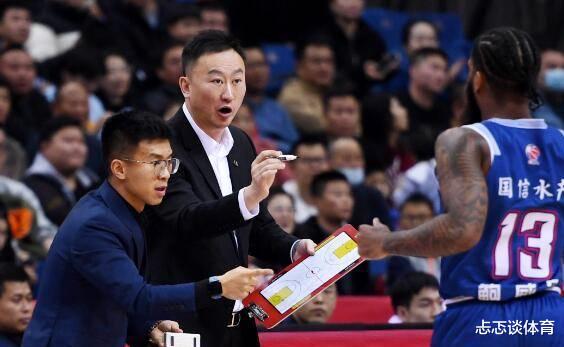 从本赛季来看，这3位教练完全可以担任中国男篮主教练(1)