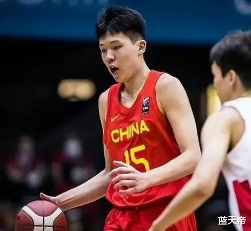 未来三年内，中国男篮四位内线大闸，一个比一个潜力无限(3)