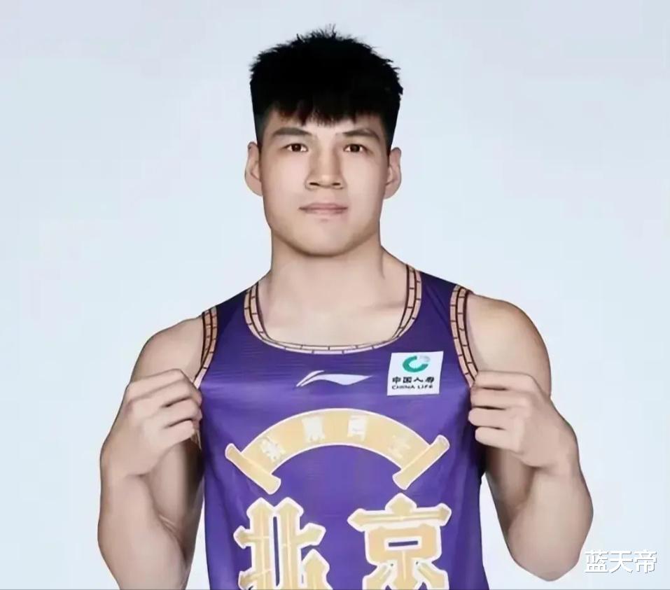 未来三年内，中国男篮四位内线大闸，一个比一个潜力无限(6)