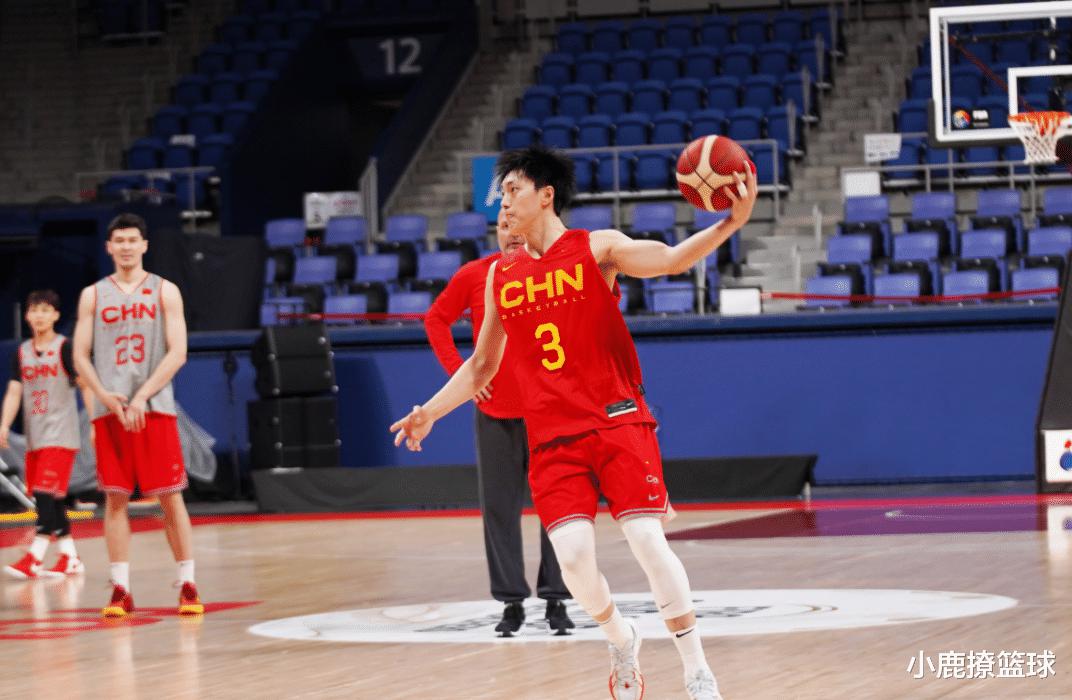 20+4！23+12！中国男篮输球这两大主力可昂首离开，没让球迷失望(2)