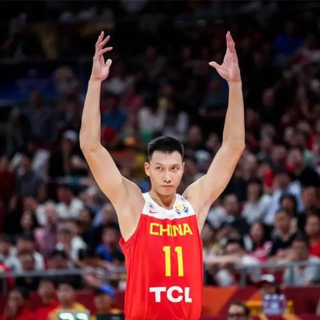 不出意外这是中国男篮历史最强阵容：王治郅遗憾落榜(5)