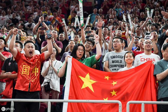 男篮世界杯：中国男篮落幕，英雄独木难支，中国篮球至暗时刻到来(6)