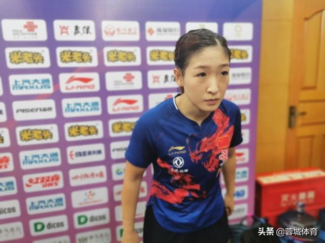 刘诗雯4：2击败朱雨玲，第五次收获世界杯女单冠军！(3)