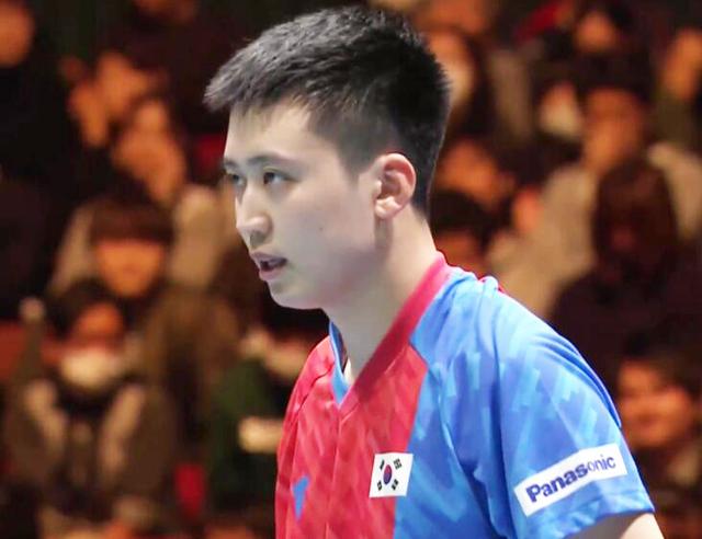 乒乓球世界杯：韩国队率先杀入男团决赛！中国台湾队多次错失良机(4)