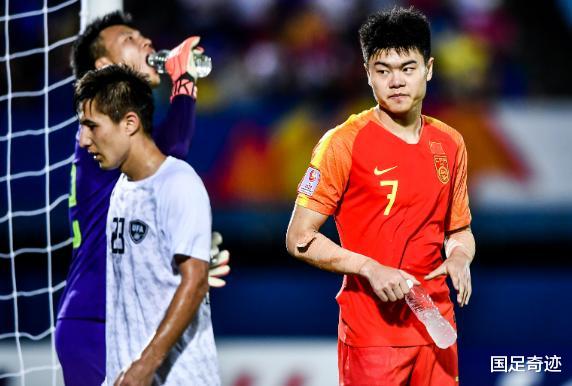 越南媒体嘲讽国奥出局：中国球迷又被骗了，1句话指出输球原因(2)