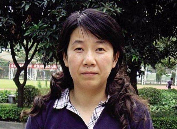 她是刘诗雯的恩师，与邓亚萍亦敌亦友，50岁步入婚姻殿堂(6)