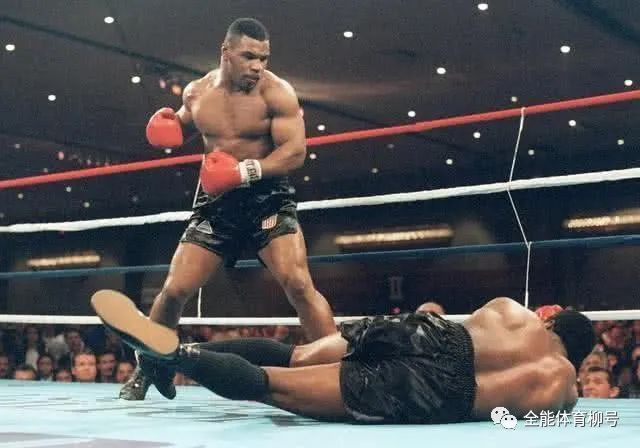 拳击|泰森KO打爆AEW世界冠军！6届世界拳王力挺：他不必通过拳赛来赚钱(2)